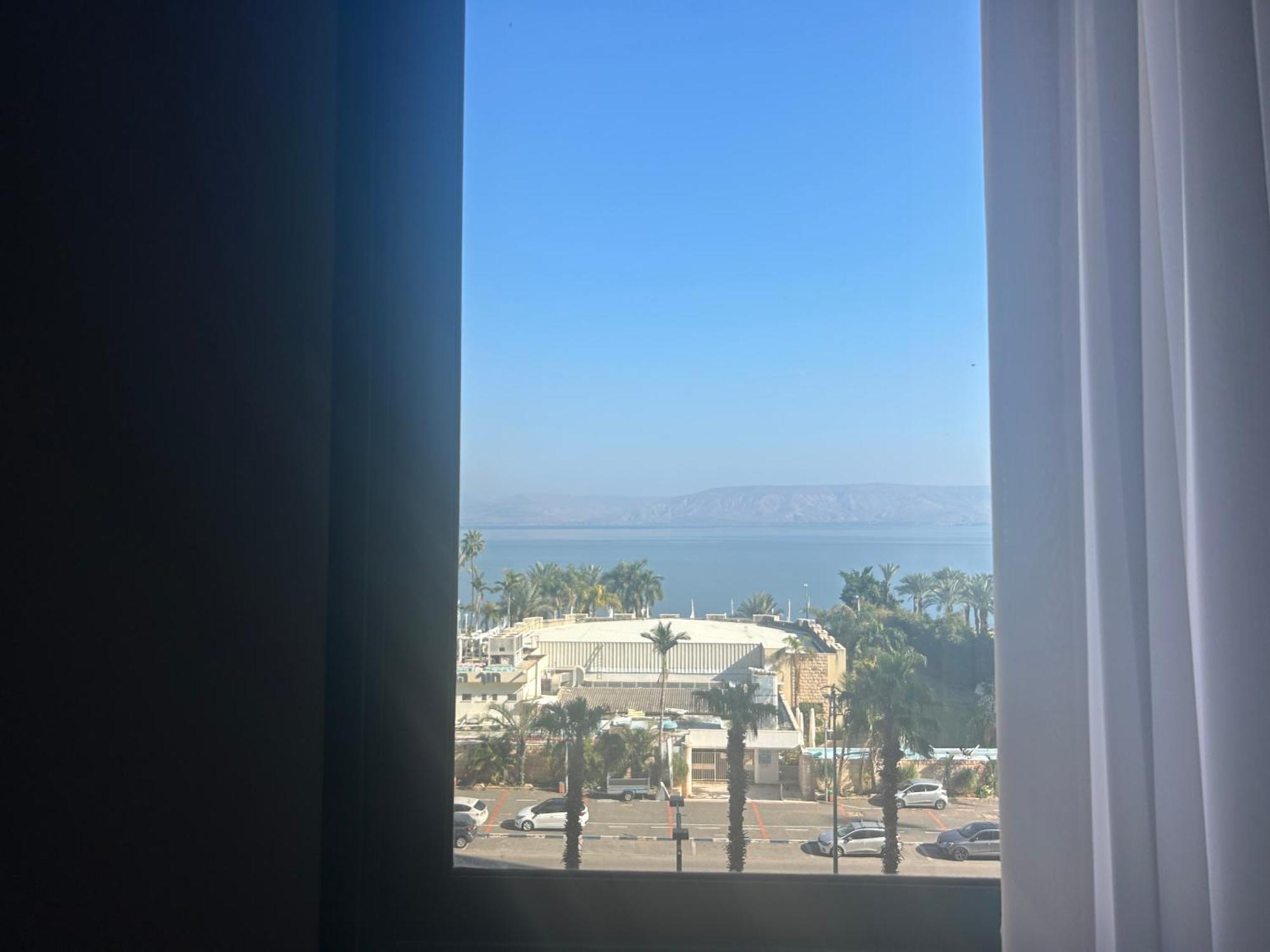 תכלת על הכינרת Light Blue On The Kinneret Lake Tiberias Kültér fotó